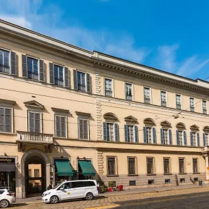 Rivière Luxury Scala Milano